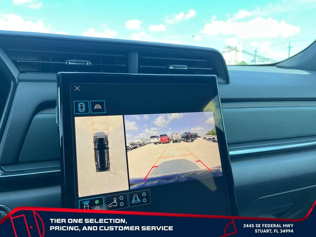 New 2026 Sterling Metallic GMC AT4 image 32