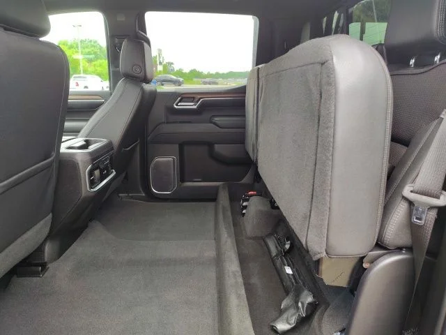 Used 2023 Blue Chevrolet High Country image 27