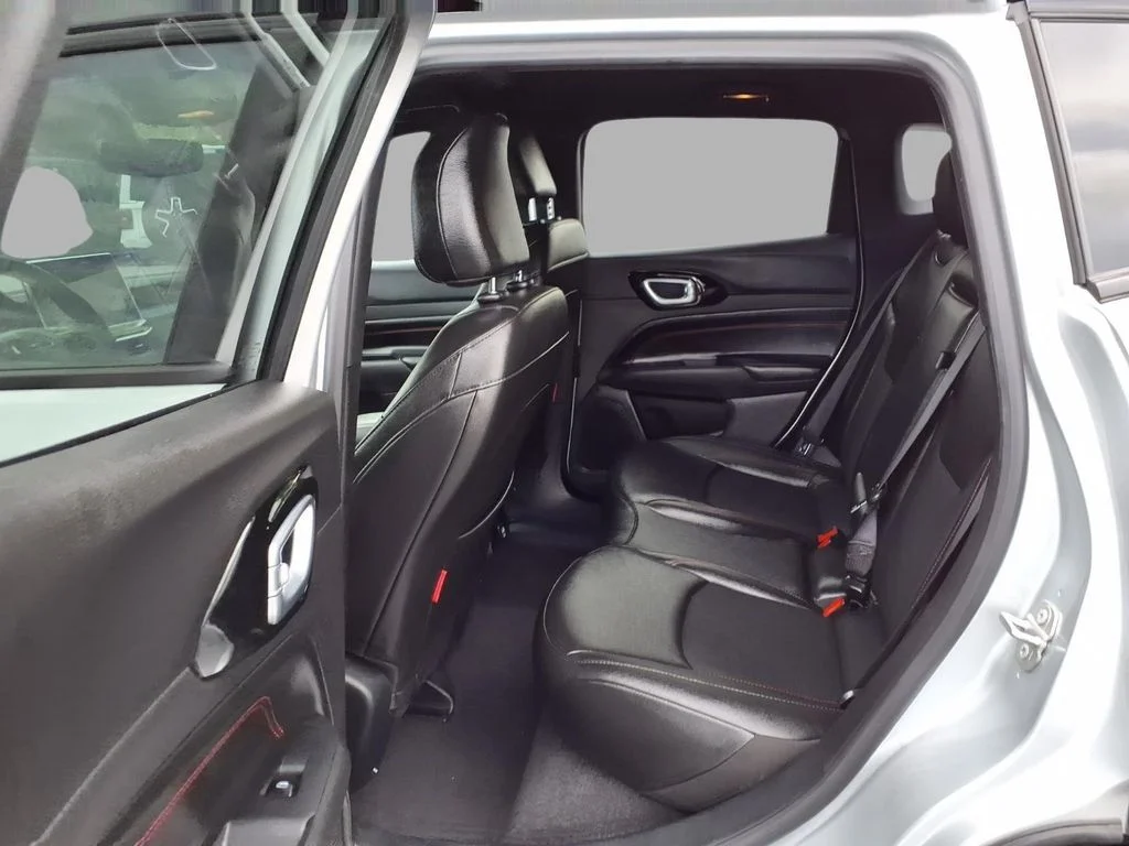 2025 Jeep Compass Trailhawk - Photo 24
