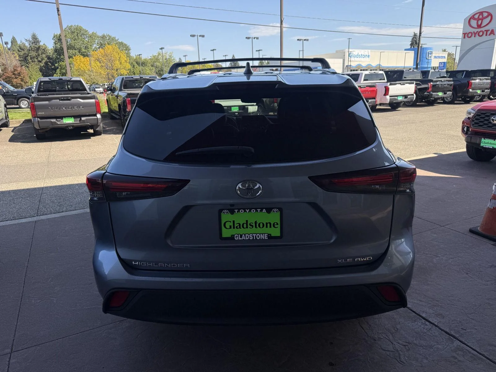 Used 2024 Moon Dust Toyota XLE image 5