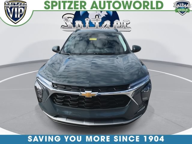 2026 Chevrolet Trax LT Gray at Nick Chevrolet