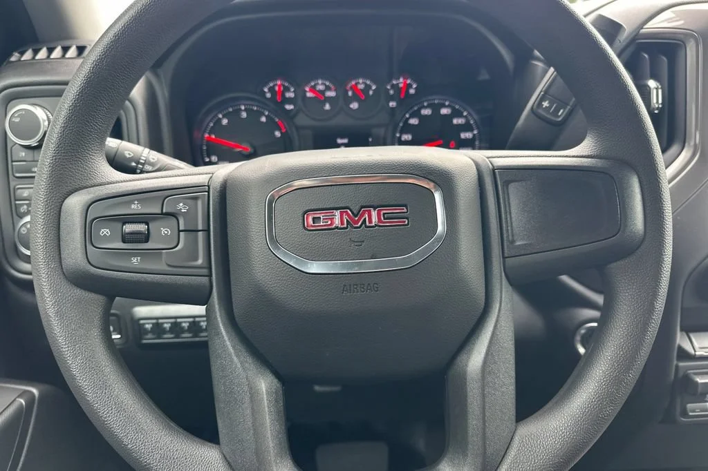 2026 GMC Sierra 3500HD Pro - Photo 18