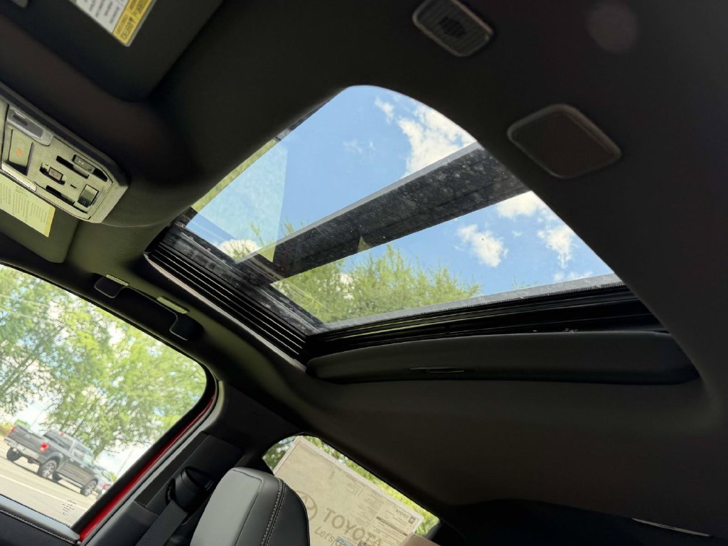 2026 Toyota Tacoma Limited - Photo 18