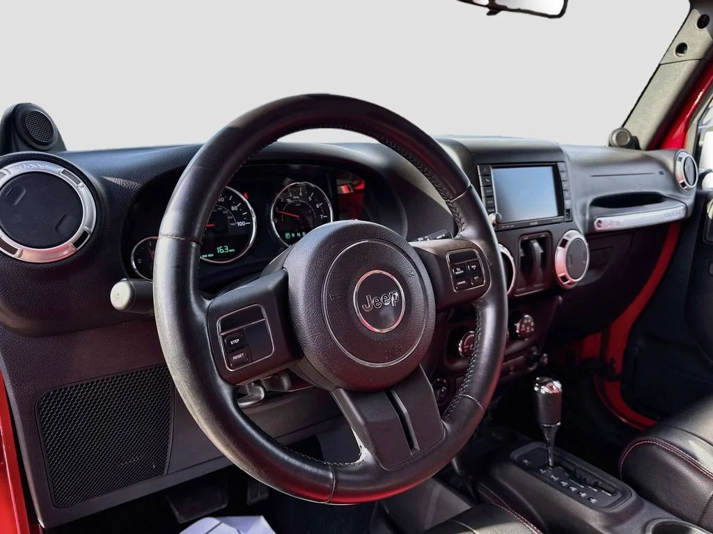 Used 2011 Red Jeep Sahara image 11