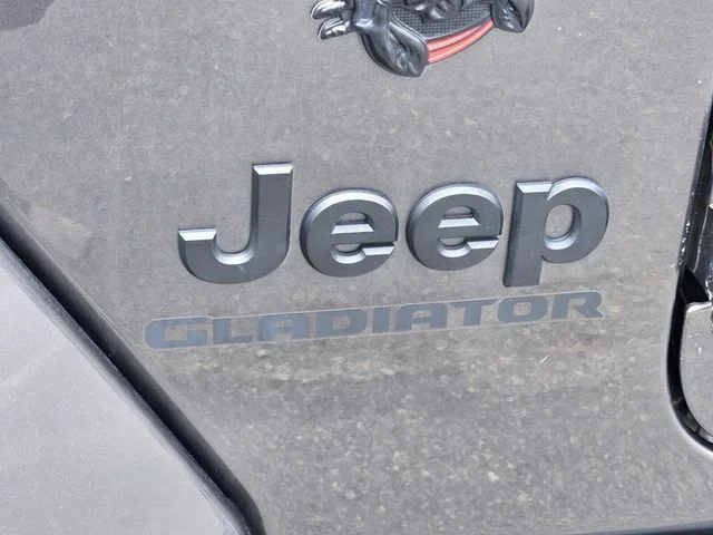 Used 2022 Gray Jeep Sport image 11
