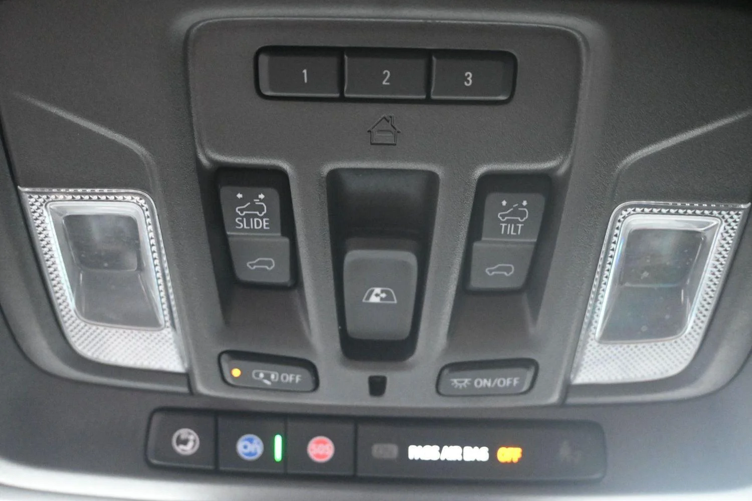 Used 2023 Iridescent Pearl Tricoat Chevrolet High Country image 36