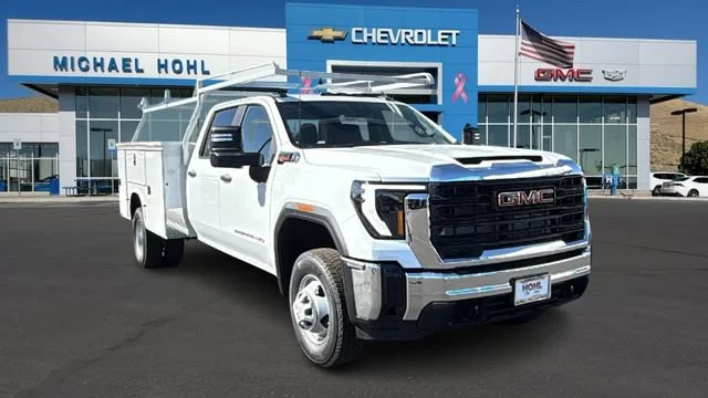 2026 GMC Sierra 3500 HD Chassis Cab Pro