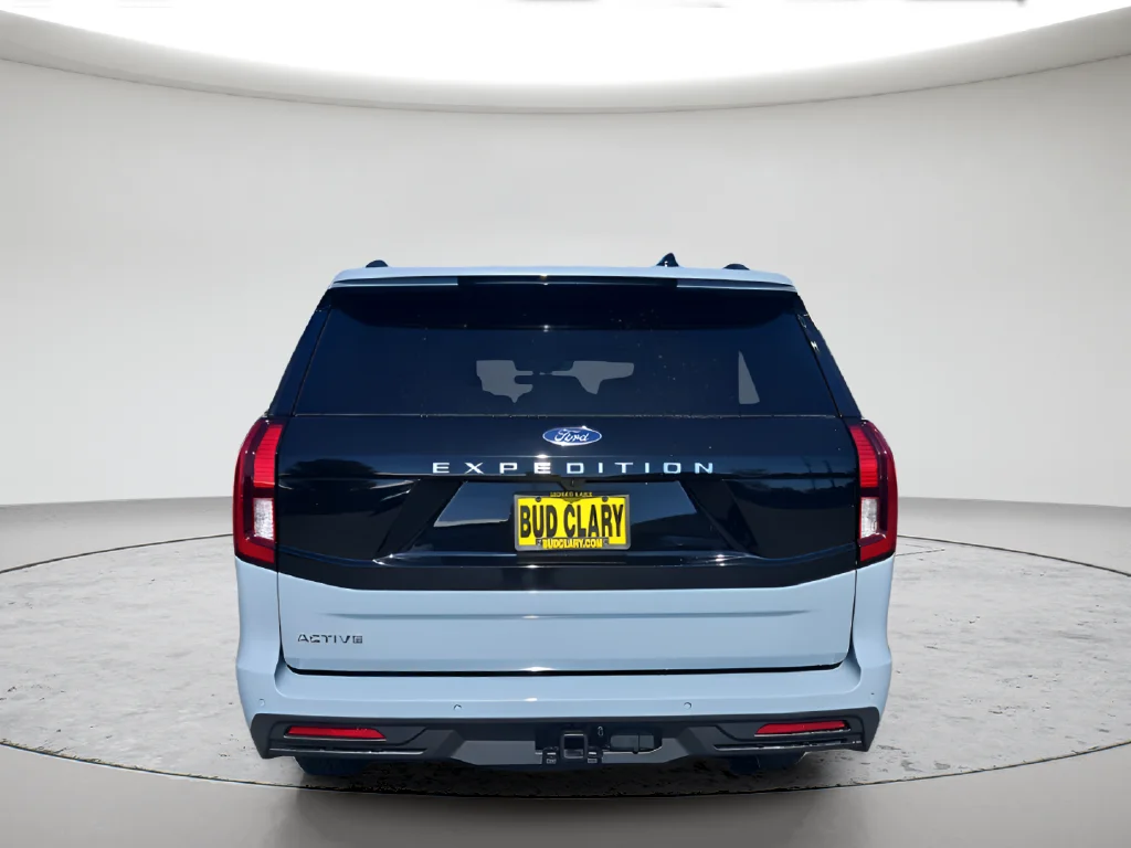 New 2026 Gray Ford Active image 4