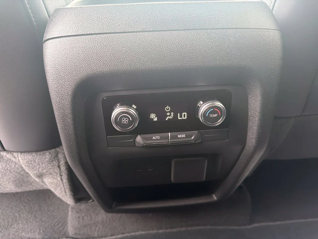 2027 GMC Acadia Elevation - Photo 22