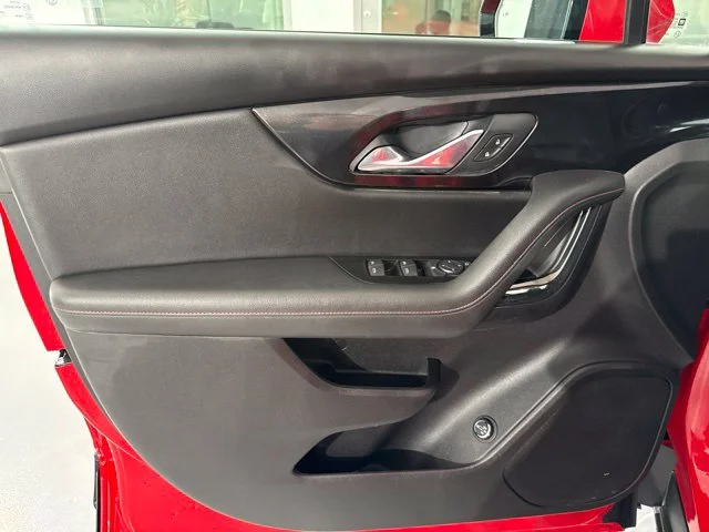 Used 2021 Red Chevrolet RS image 19