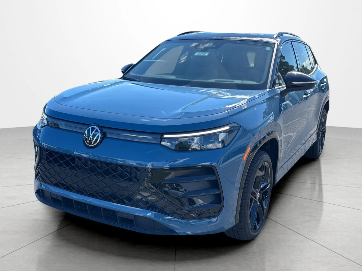 New 2026 monterey blue with deep black roof Volkswagen SE R-Line Black image 1