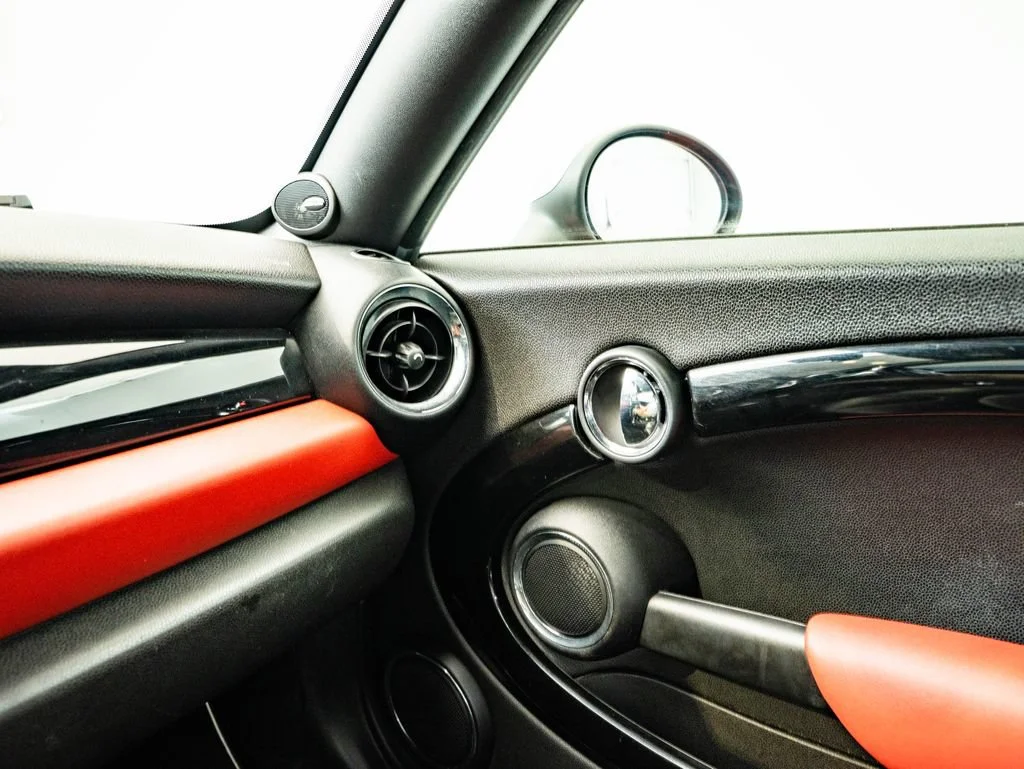 Used 2012 Chili Red MINI  image 37