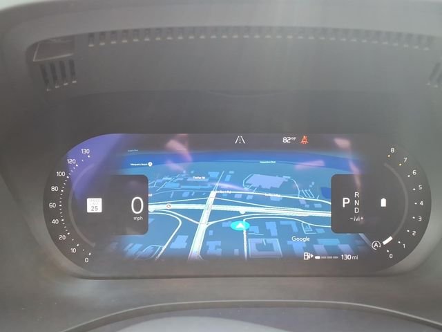 2025 Volvo XC60 Plus - Photo 8