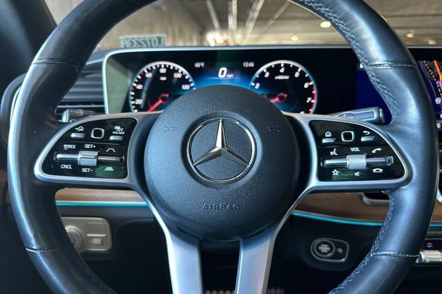Used 2022  Mercedes-Benz GLS 450 image 23