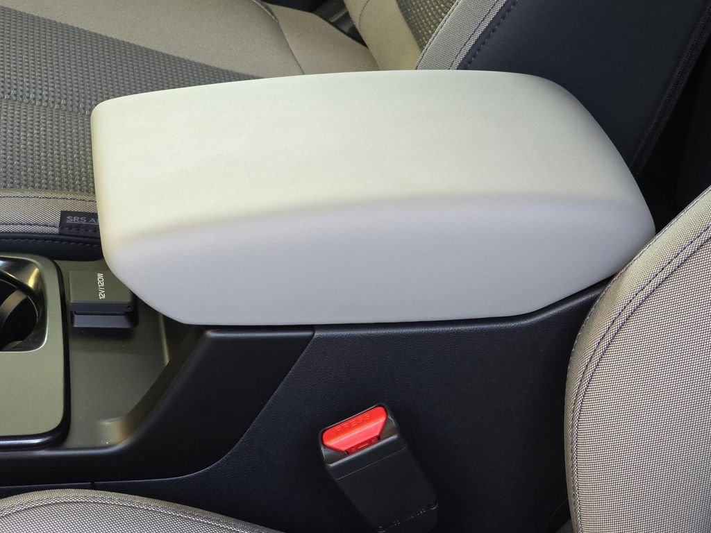 New 2026 CRYSTAL WHITE PEARL Subaru Premium image 10