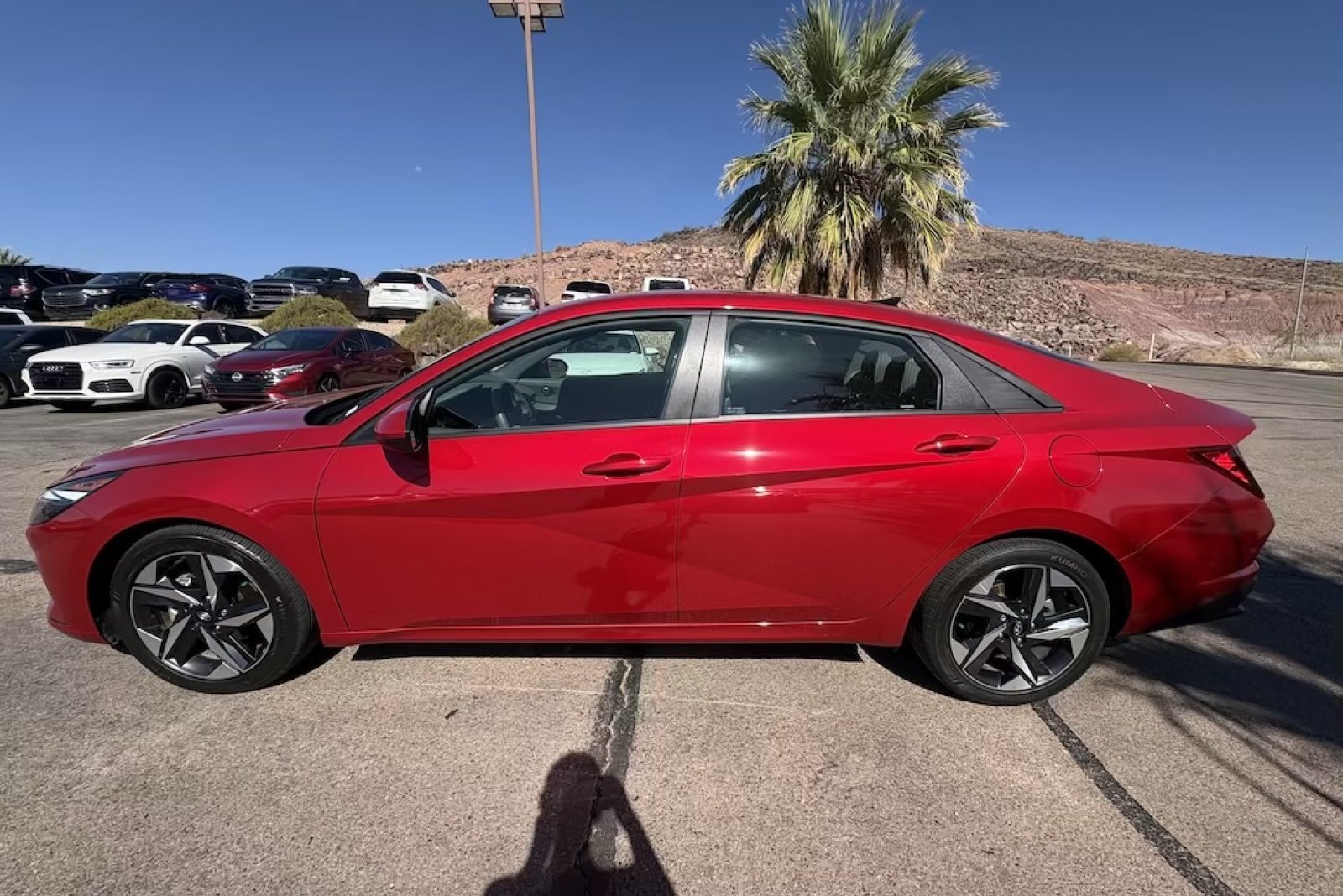 Used 2023 Calypso Red Hyundai SEL image 2
