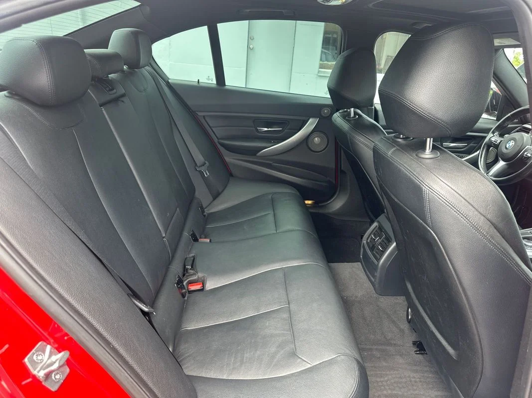 Used 2013 Red BMW xDrive image 28