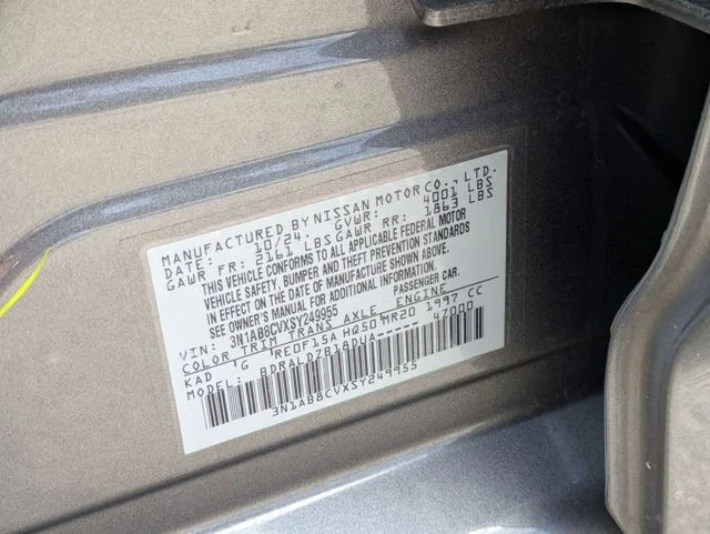 Used 2025 Gray Nissan SV image 22