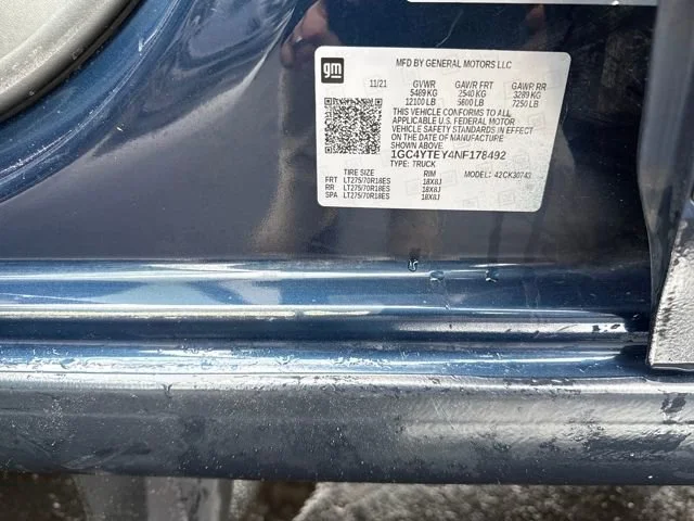 Used 2022 Northsky Blue Metallic Chevrolet LT image 35