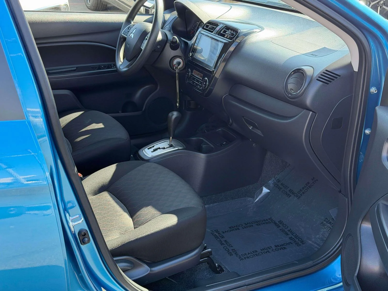Used 2024 Sapphire Blue Metallic Mitsubishi ES image 31