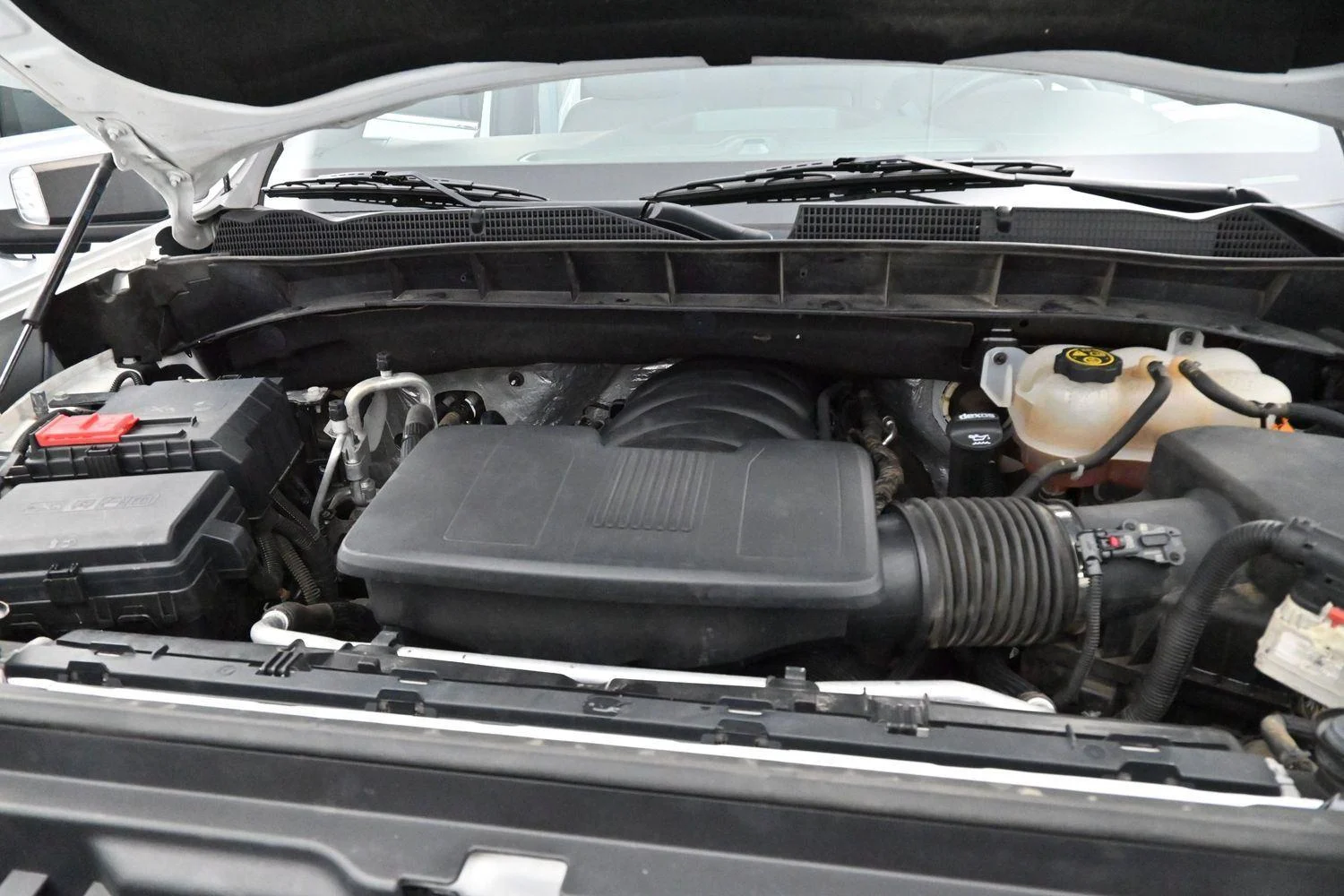 Used 2022 Summit White GMC SLT image 34