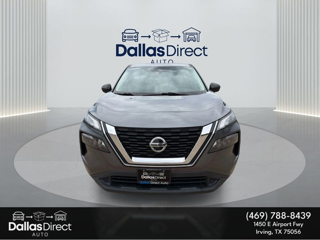 Used 2021 Gun Metallic Nissan S image 3