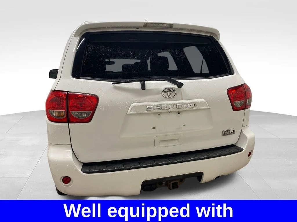 Used 2015 White Toyota SR5 image 3