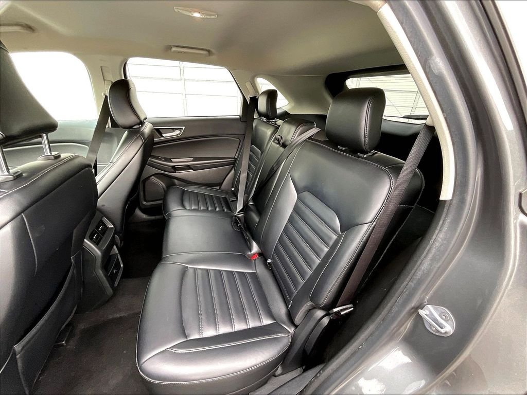 Used 2024 Gray Metallic Ford SEL image 15