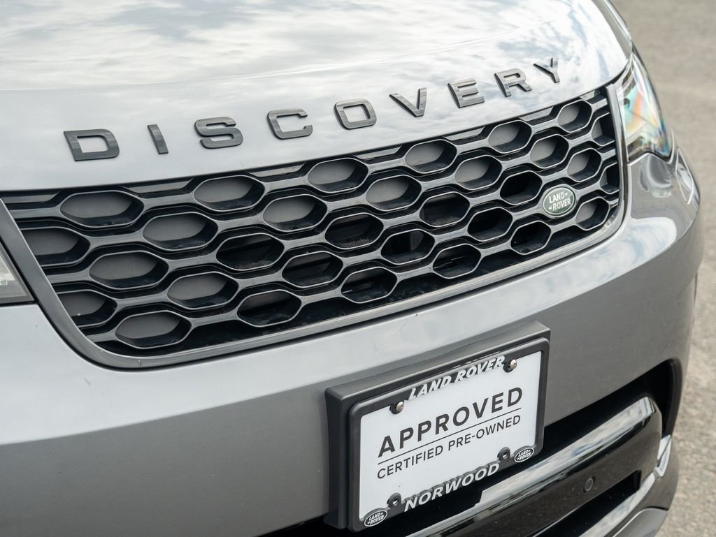 Used 2025 Gray Land Rover Dynamic SE image 16