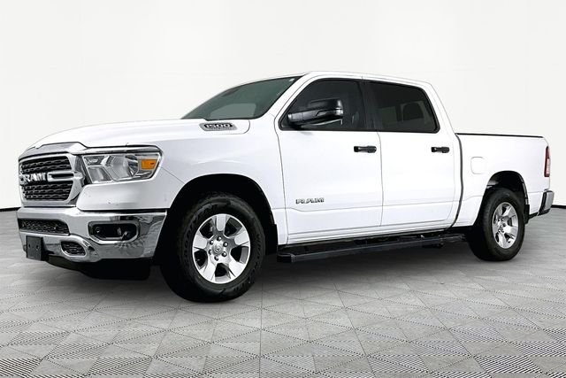 2023 RAM 1500 Big Horn/Lone Star 4x4 Crew Cab 5'7's photo