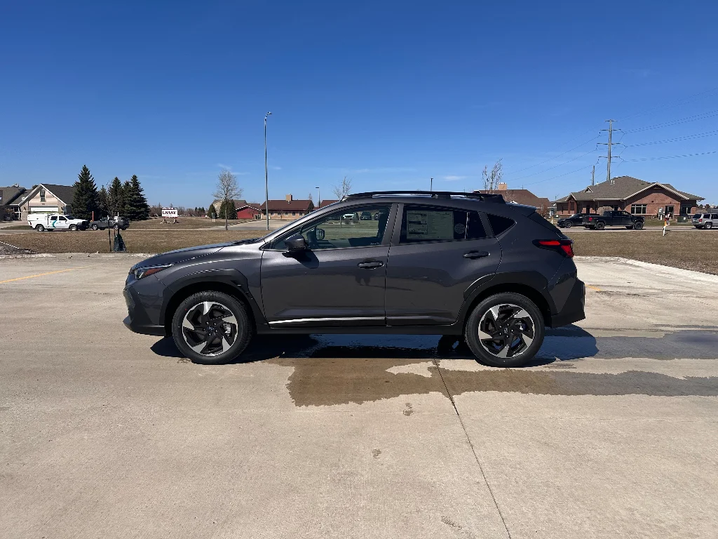 New 2026 Magnetite Gray Metallic/Crystal Black Silica Subaru Limited image 1