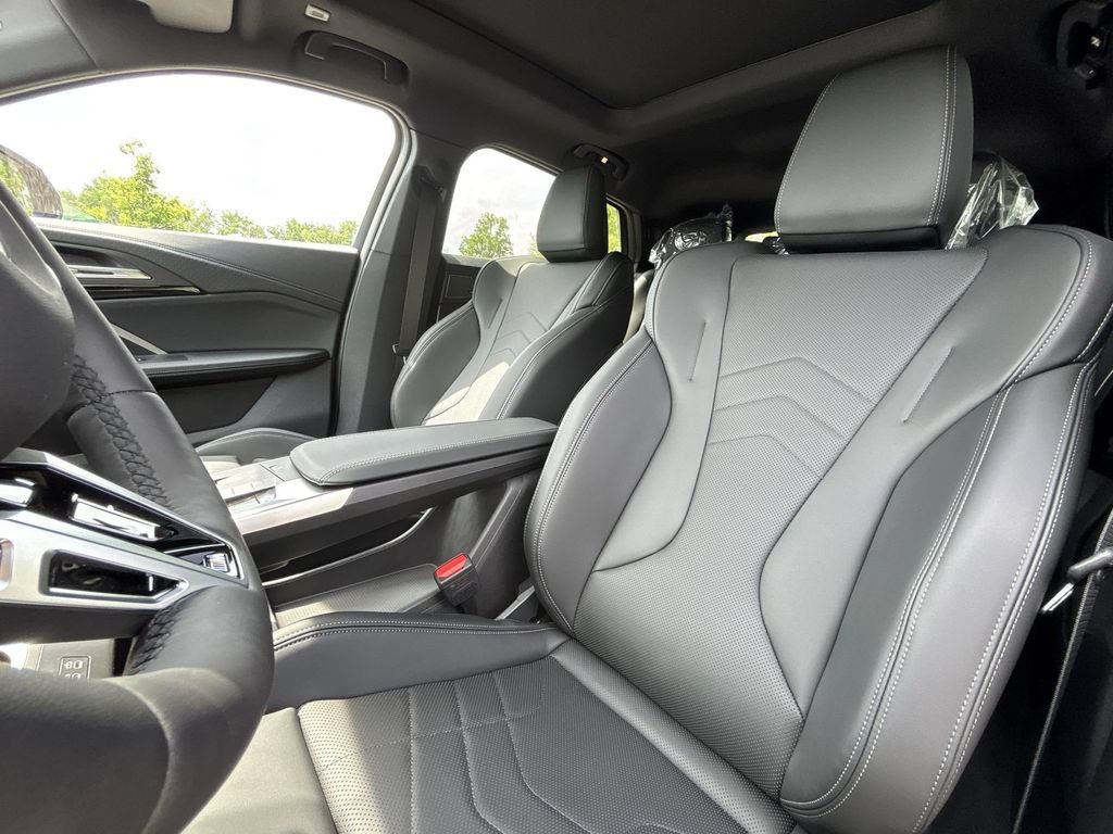 New 2026 Skyscraper Grey Metallic BMW xDrive28i image 13