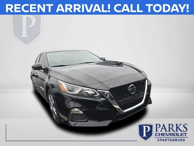 Used 2020 Black Nissan 2.5 S image 1