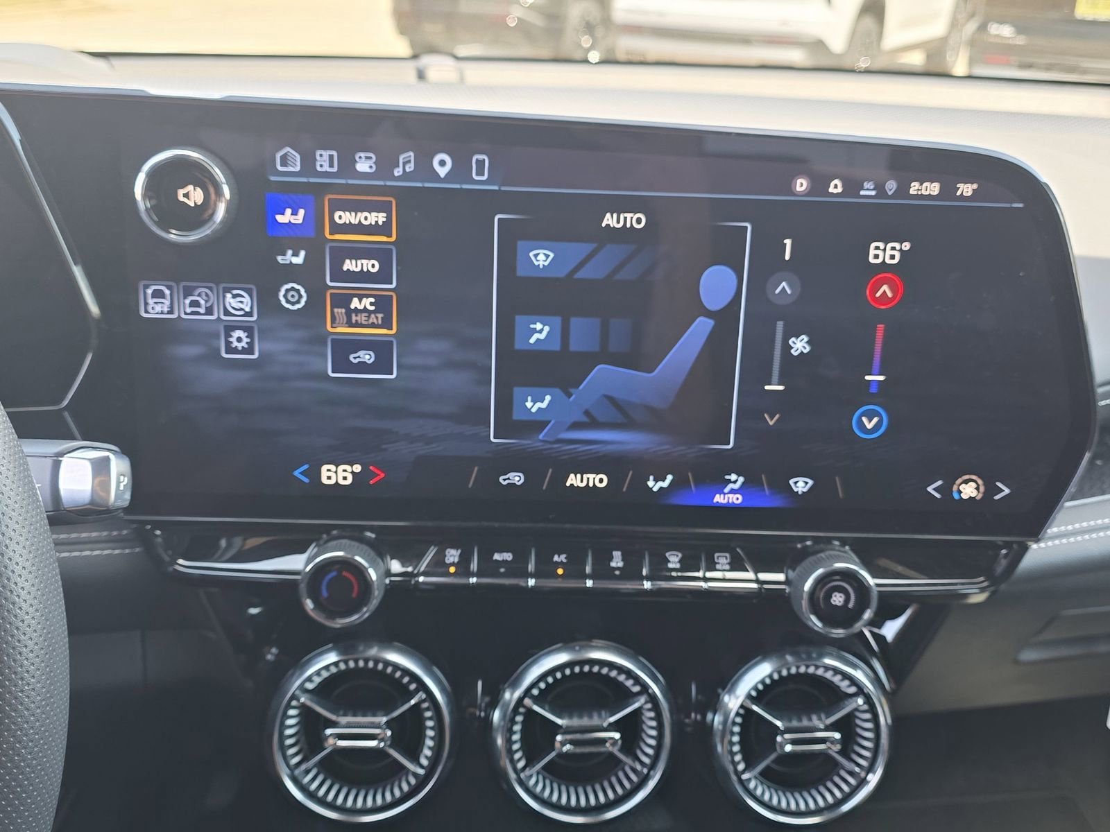 2026 Chevrolet Blazer EV LT - Photo 11