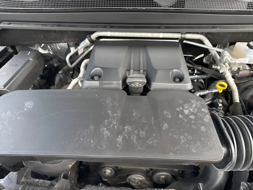 Used 2025 Summit White Chevrolet Z71 image 31