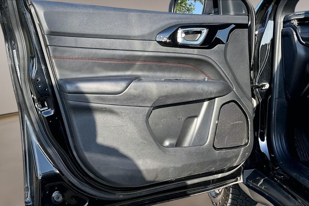 Used 2024 Black Jeep Trailhawk image 18