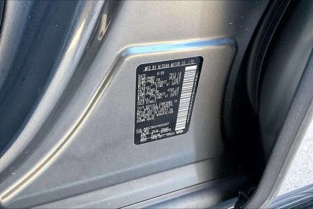 New 2027 Silver INFINITI LUXE image 34
