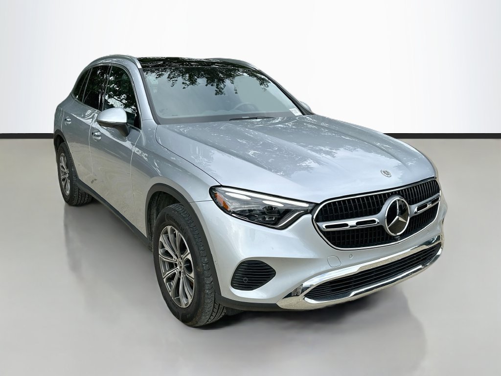 Certified Used 2024 Cirrus Silver Metallic Mercedes-Benz GLC 300 image 3