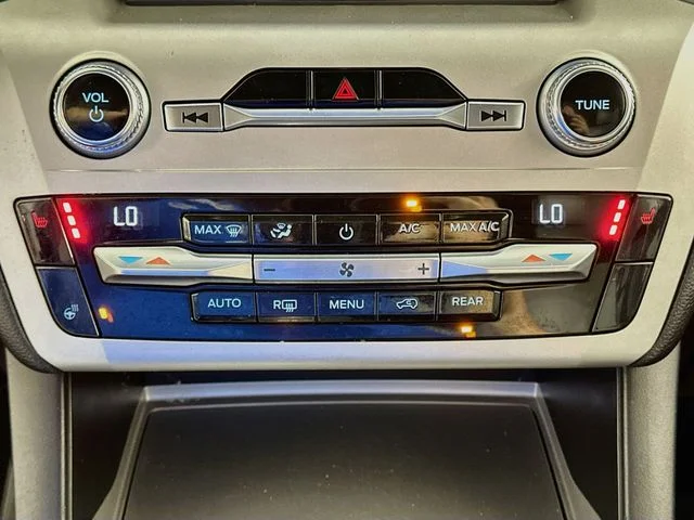Certified Pre-Owned 2021 Ford Explorer XLT