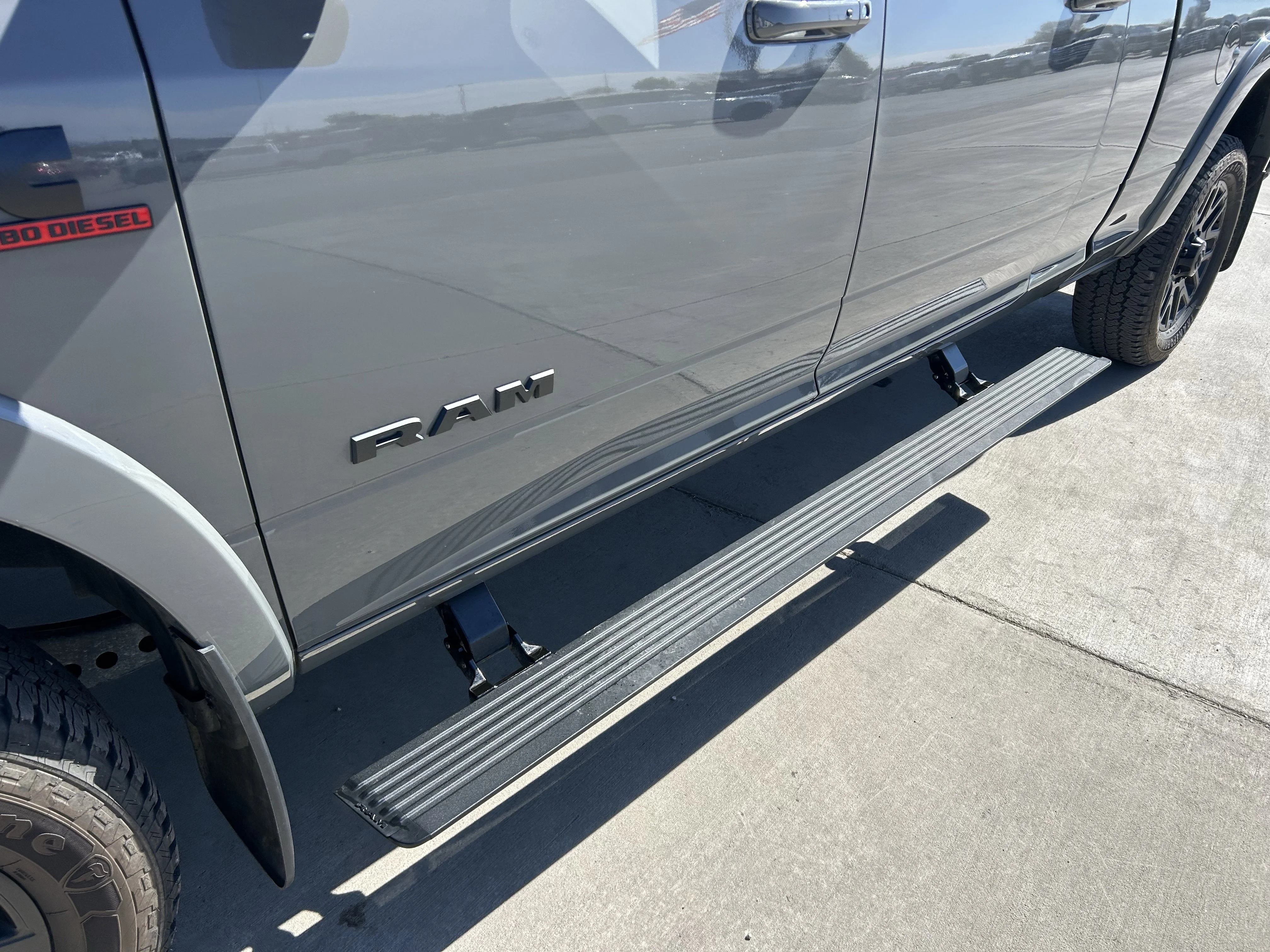 Used 2025 Ceramic Gray Clearcoat Ram Limited image 10