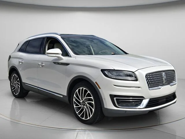 Used 2019 White Lincoln Reserve image 9