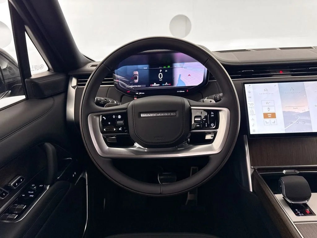 New 2026 British Racing Green Land Rover SE image 23