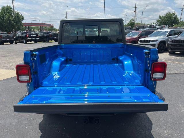 New 2026 Hydro Blue Pearl-Coat Exterior Paint Jeep Sport image 9