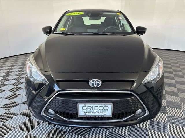 Used 2020 Black Toyota LE image 3