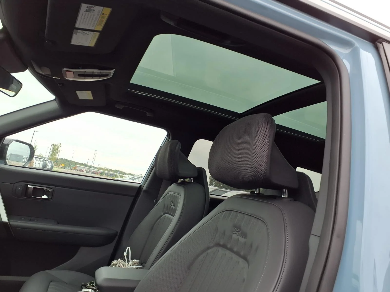 New 2027 Frost Blue Kia X-Line SX image 12