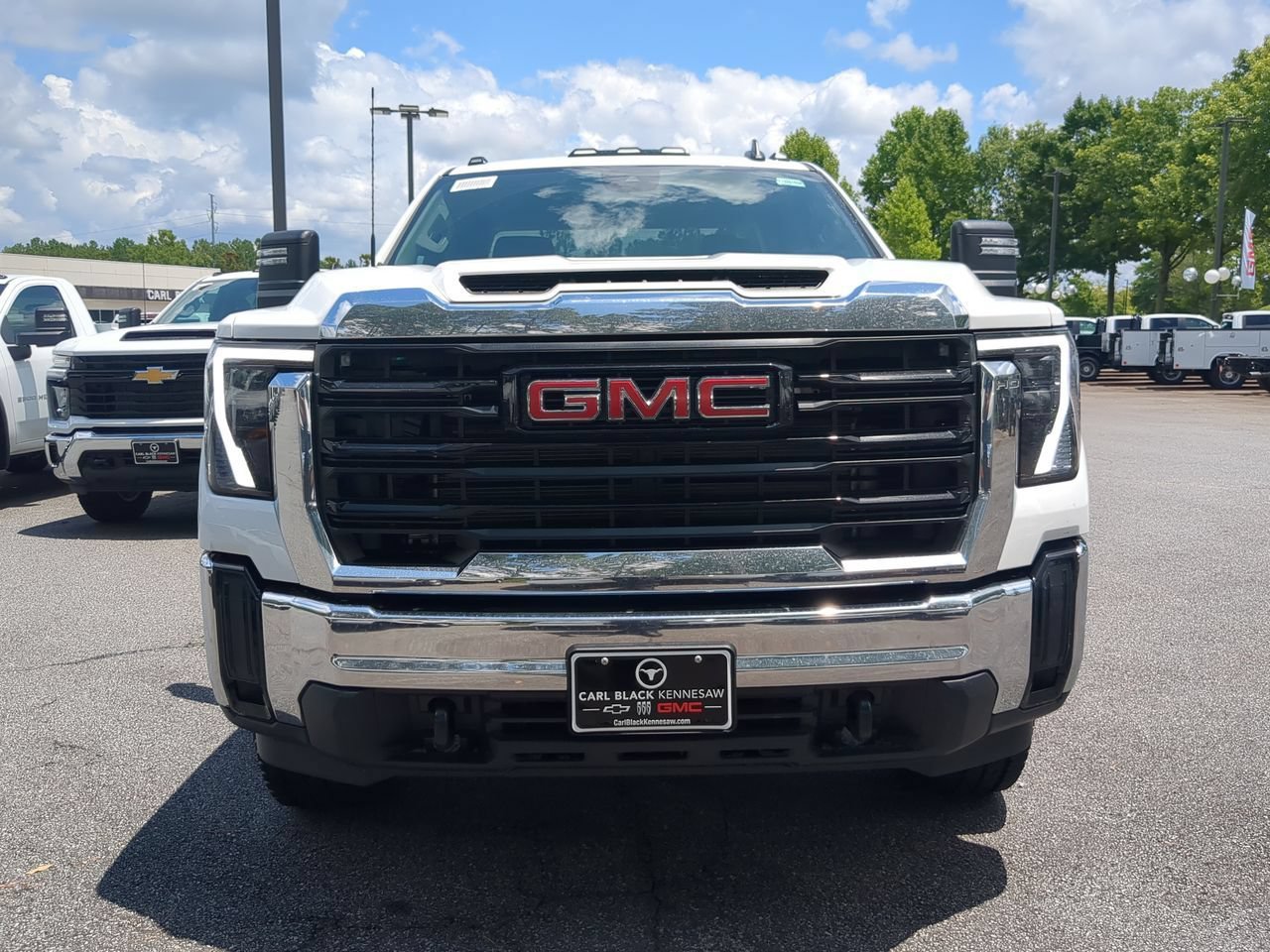 New 2026 Summit White GMC Pro image 3