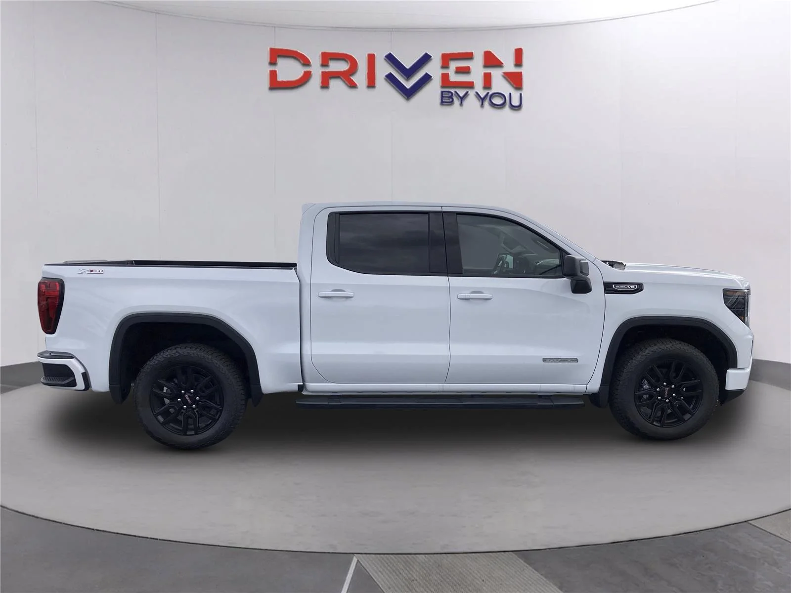 New 2026 Summit White GMC Elevation image 4