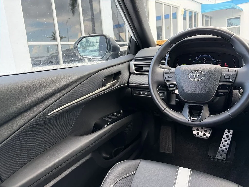 Used 2025 White Toyota SE image 15