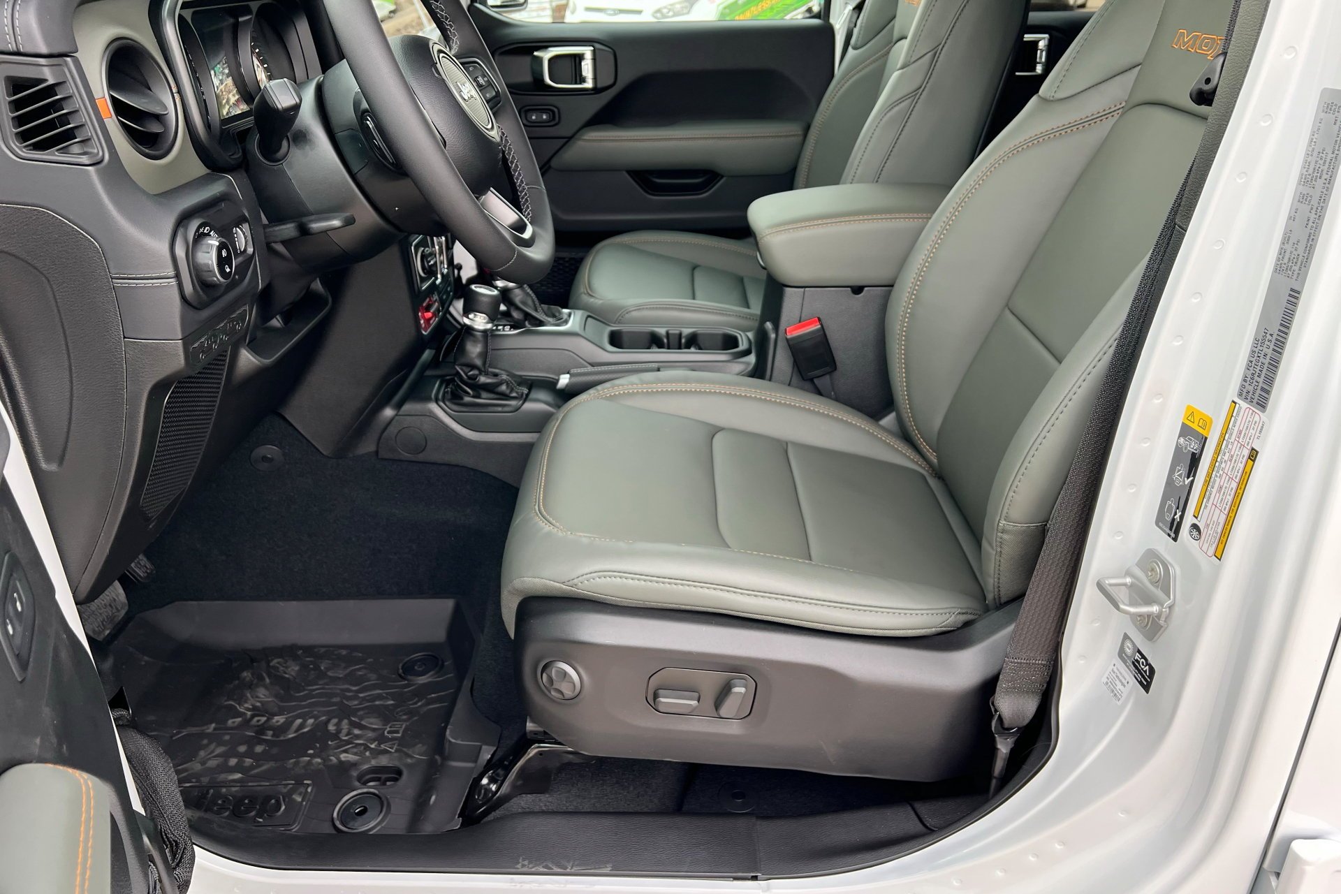 2026 Jeep Gladiator Mojave X - Photo 18