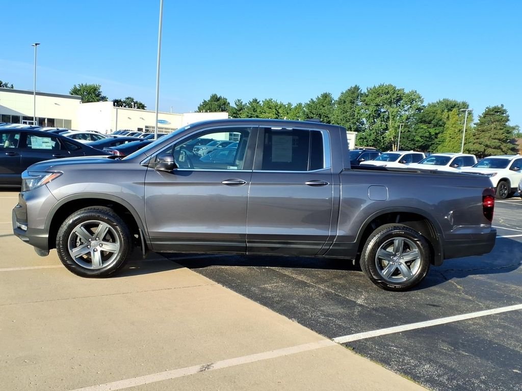 Certified Used 2022 Gray Honda RTL image 2